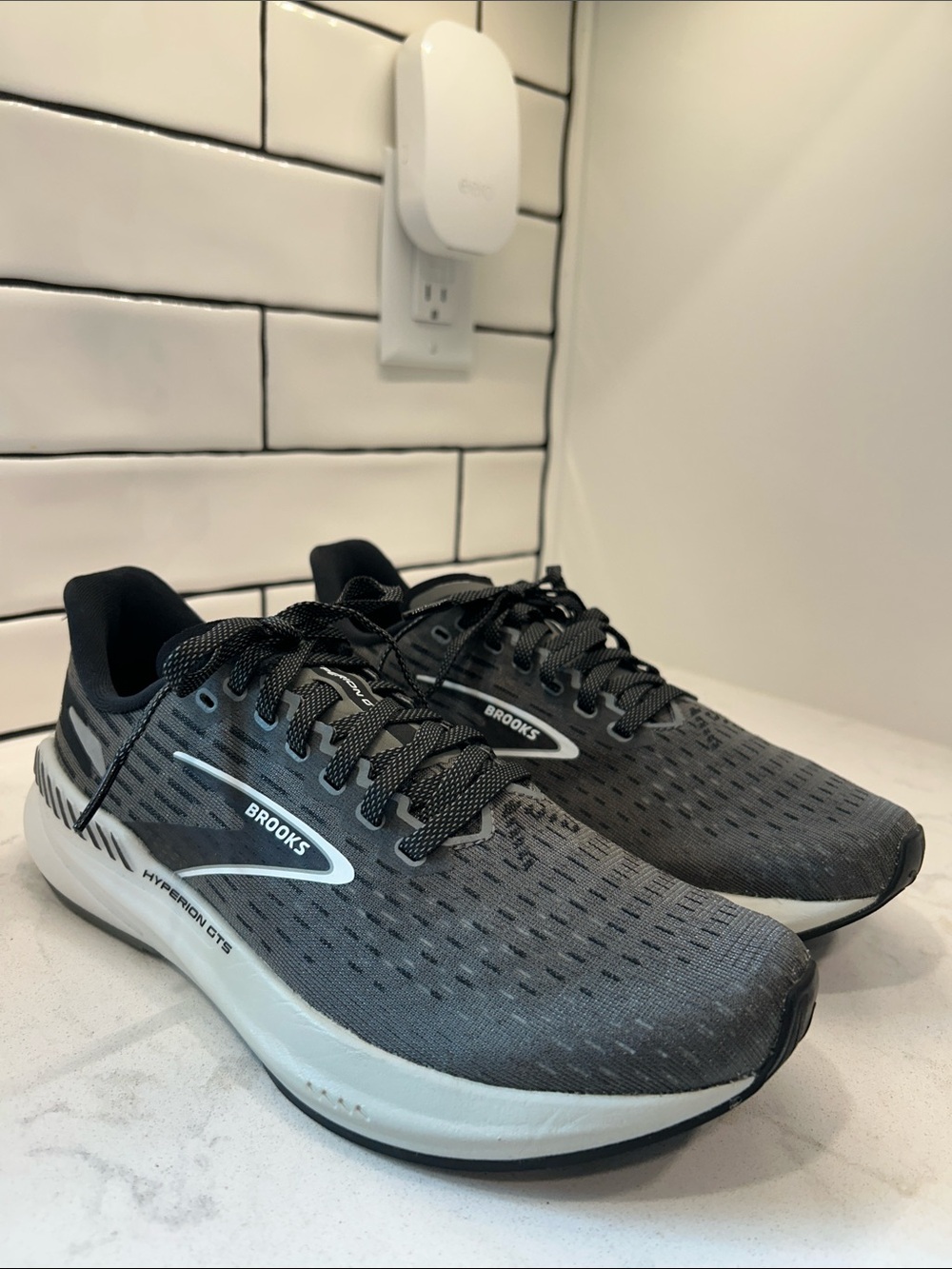 Brooks Hyperion GTS "Gunmetal Black" Women's Running Shoe Size: 9 - Picture 16 of 16